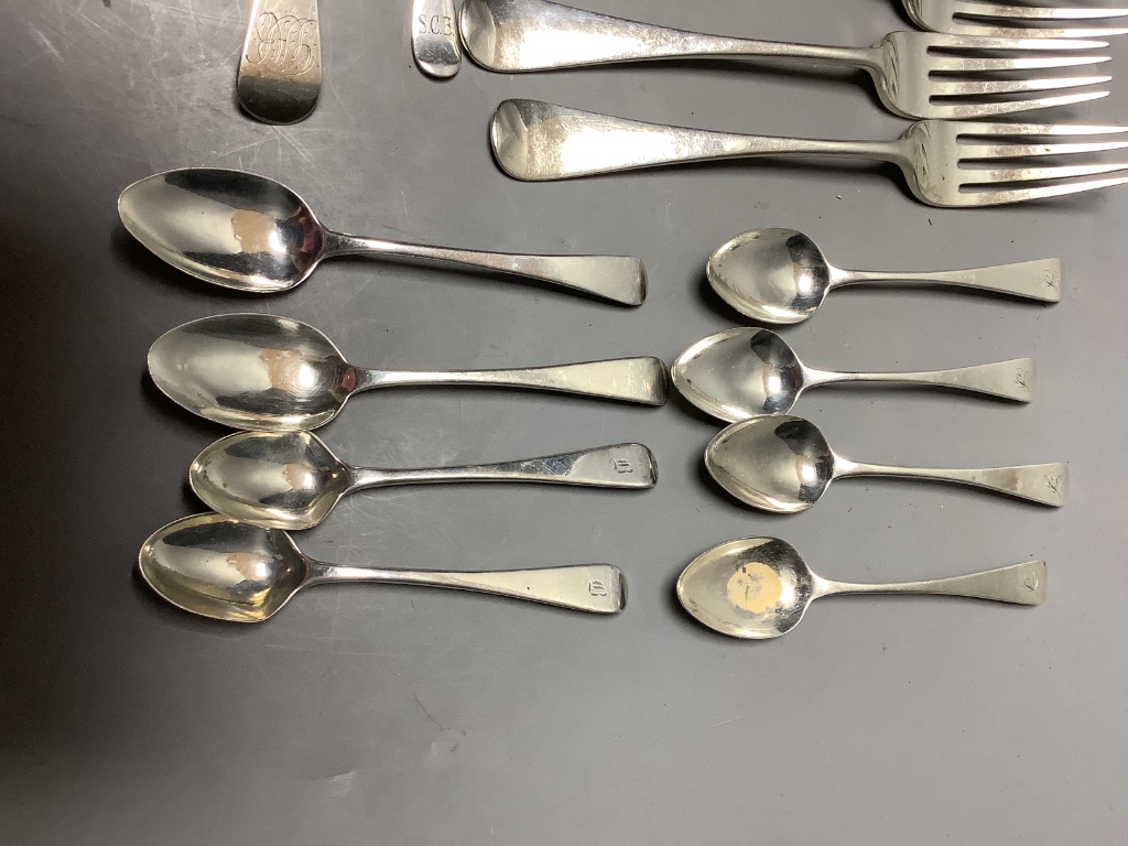 A mixed collection of Old English pattern silver flatware, Georgian and later, approximately 19.5cm